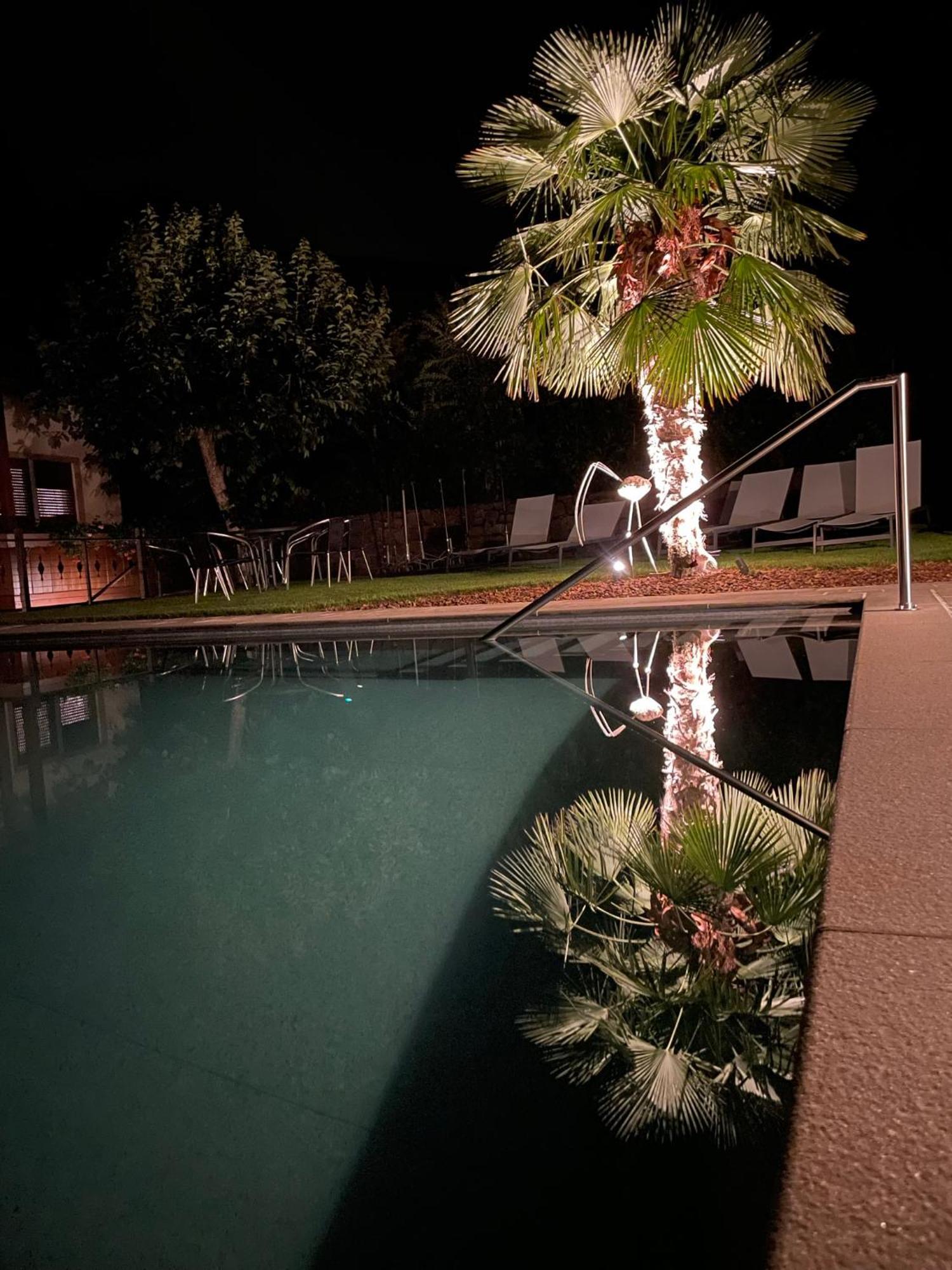 Pension Etschblick B&B Frangarto Bagian luar foto